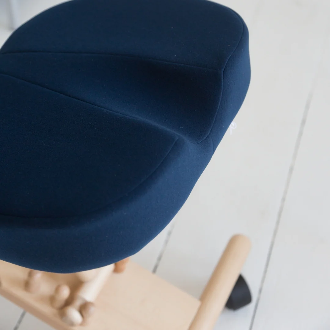 Coccyx Memory Foam Kneeling Chair - Image 9